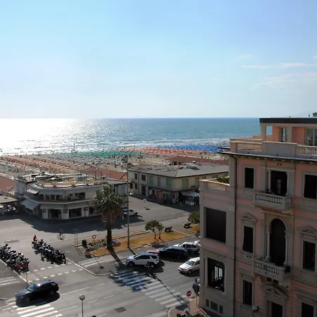 Tina Hotel Viareggio